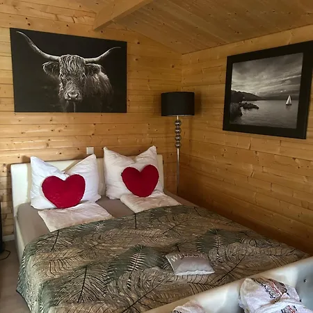 Relax Huetten & Groeden